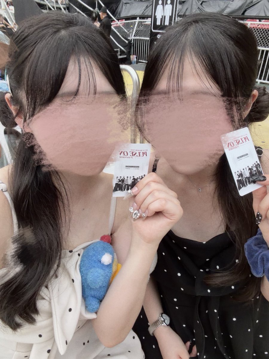 jwlve28's tweet photo. #PULSE_ON_IN_BANGKOK🇹🇭💜
初スタジアム公演立ち会えて幸せ時間だった💕じょんう見つけてくれてありがとう(泣)
TR10🩵4EVER！꒰ ᩚ⸝ʚ̴̶̷̷ · ʚ̴̶̷̷⸝ ᩚ꒱ https://t.co/5EQncvOSvd