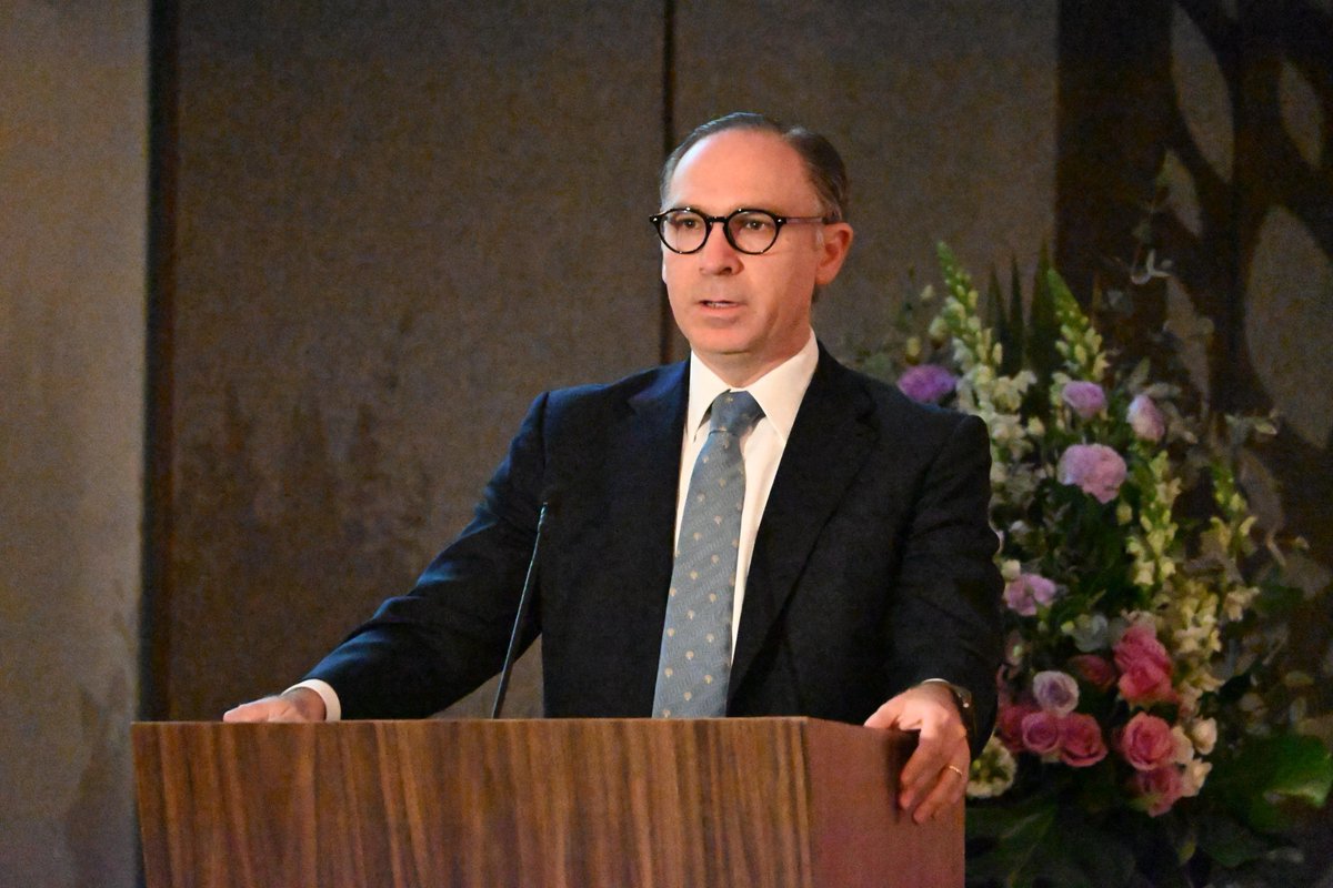 santiagogarcia0's tweet photo. En la inauguración del Centro de Derechos Humanos UP-IPADE compartí una convicción que considero urgente: los derechos humanos no pueden reducirse a agendas ideológicas ni a espacios de confrontación. También son una forma de construir convivencia. https://t.co/dWLimufA9J