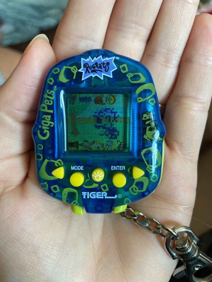 DigiBaby_Addict's tweet photo. Rugrats giga pet characters.
Decided to run a vintage giga along side the new ones 🥰 

#gigapet #tamagotchi #rugrats #virtualpets https://t.co/RMqawdTaHD