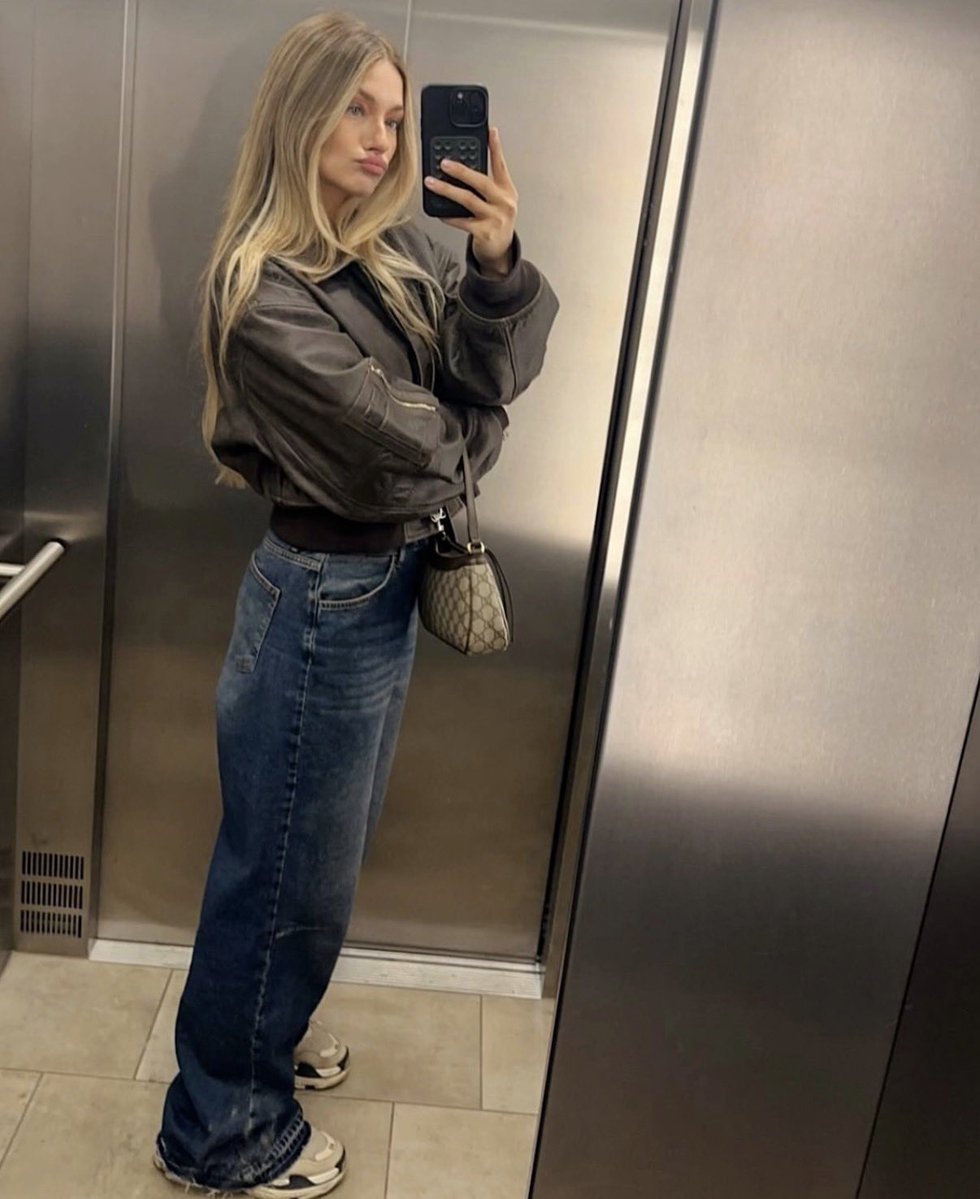 celine sophie tweet media