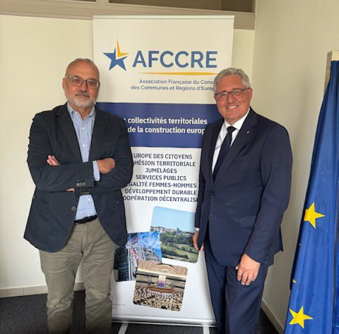 PascalTebibel's tweet photo. Fier de représenter Orléans au sein de l’AFCCRE 🇪🇺, dont le siège est installé dans notre ville.

Depuis plus de 70 ans, l’AFCCRE fait vivre l’Europe des collectivités et des territoires. https://t.co/DfmFCGKrCy