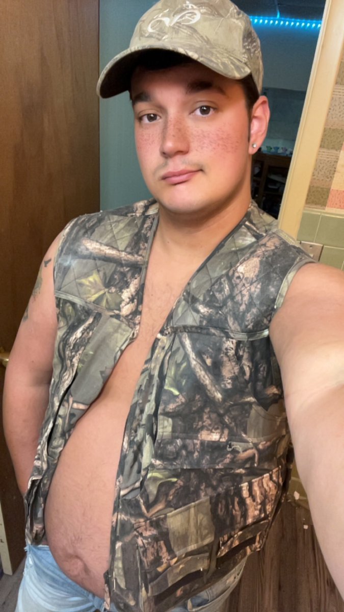 cli_davis's tweet photo. Anyone order a corn fed country boy 😅🤣😏 https://t.co/gzKjwh0Aeh