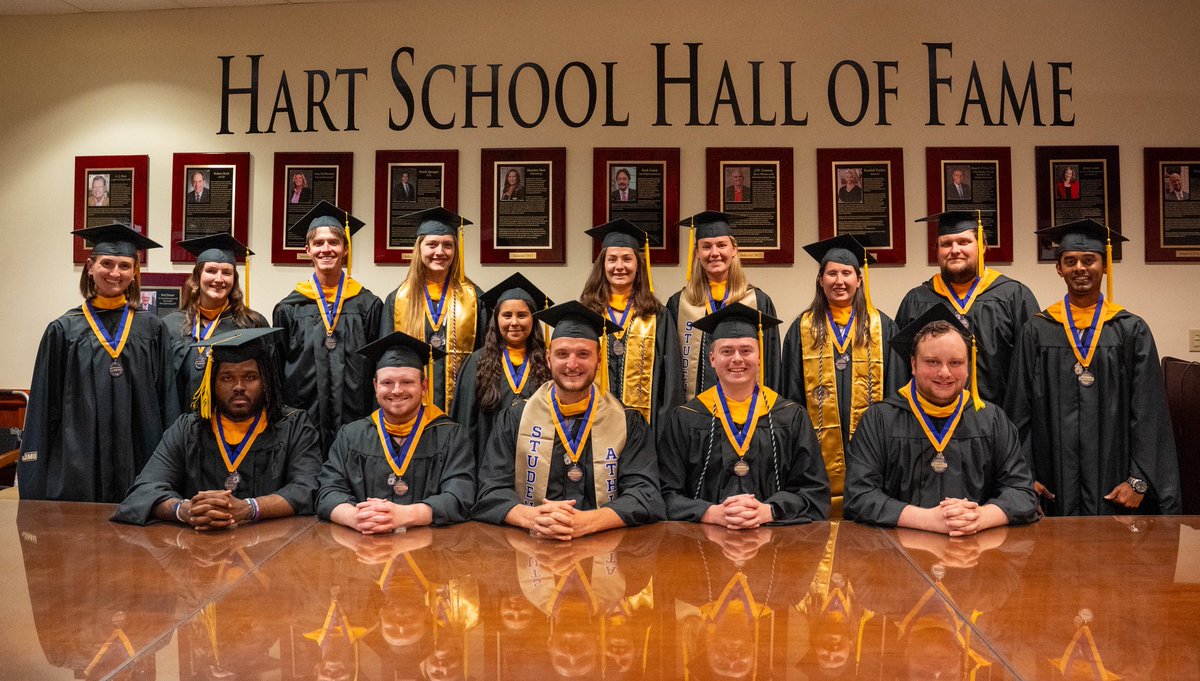 JMUHartSchool's tweet photo. Graduated a few MASTERS of Sport and Recreation Leadership this weekend! 😮‍💨😁

#HartStrong https://t.co/YHWaEuw2is
