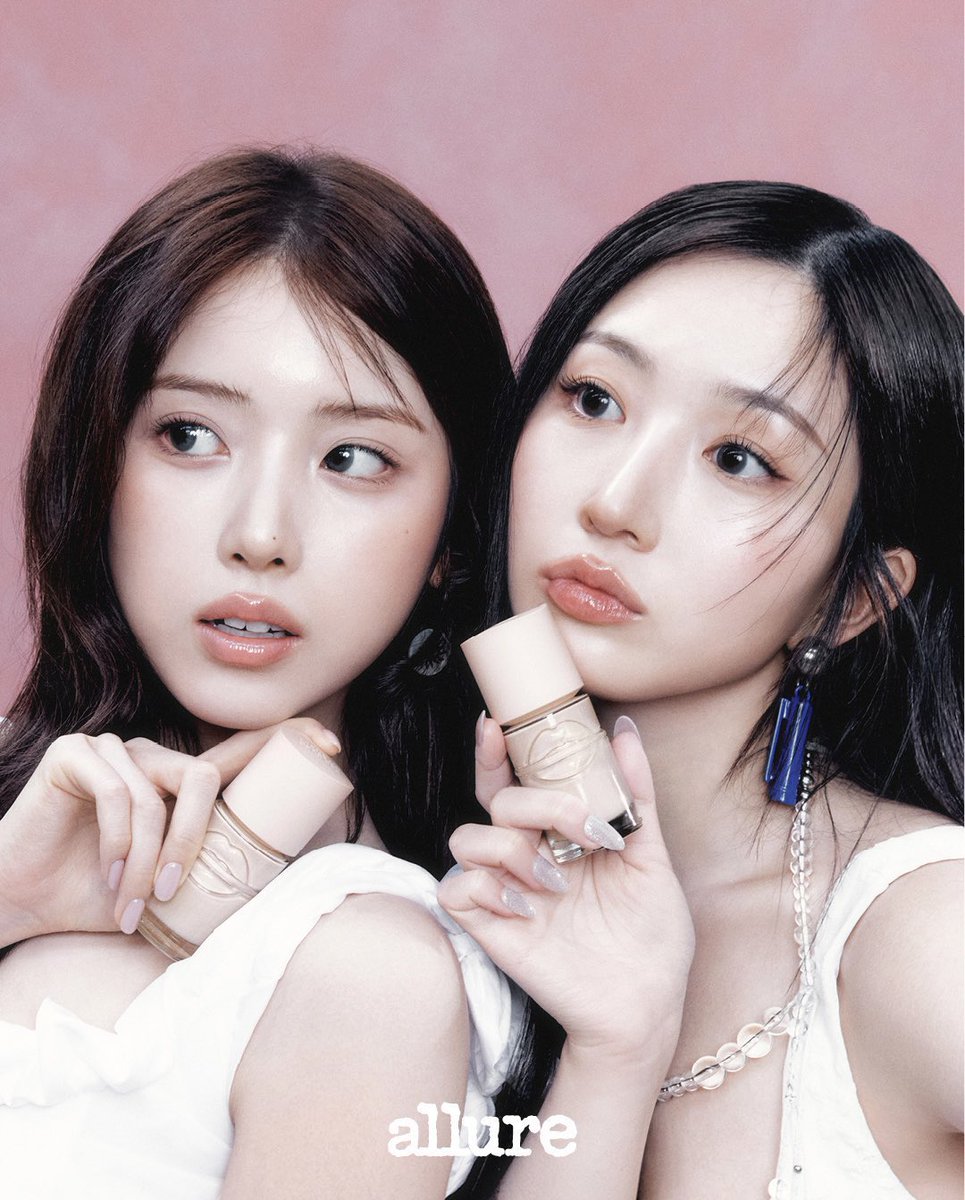 jiwooszone's tweet photo. #JIWOO #지우 &amp; #HAEWON #해원 for allure korea june issue 🩷🤍 https://t.co/SHKhSFyGsR
