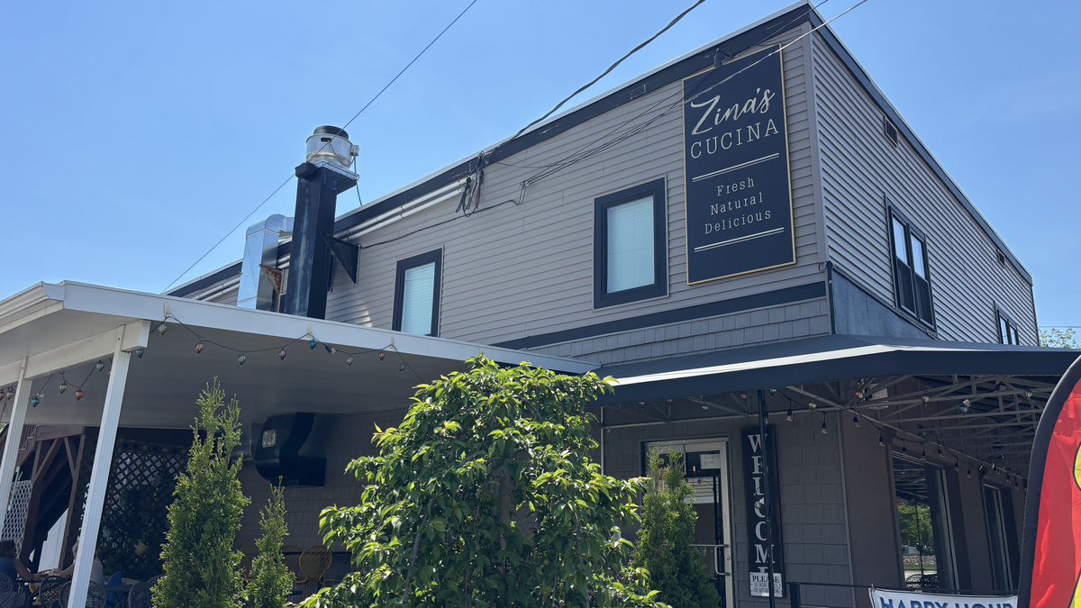 MYShift4's tweet photo. Zina’s Cucina finally took Toast off the menu. 🍞❌  
Now serving up payments with @Shift4. Faster tabs, less burn with Shift4 Dine https://t.co/xiyXfu1qbr