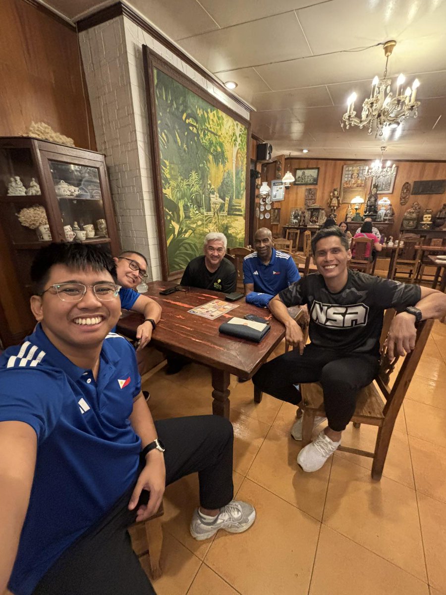 AcotCoach's tweet photo. Maraming Salamat Cebu City‼️

#sbp #sbpregion8 #sbpgrassroots #PYD #itoangbuhaycoach https://t.co/g3UgF8fUI6