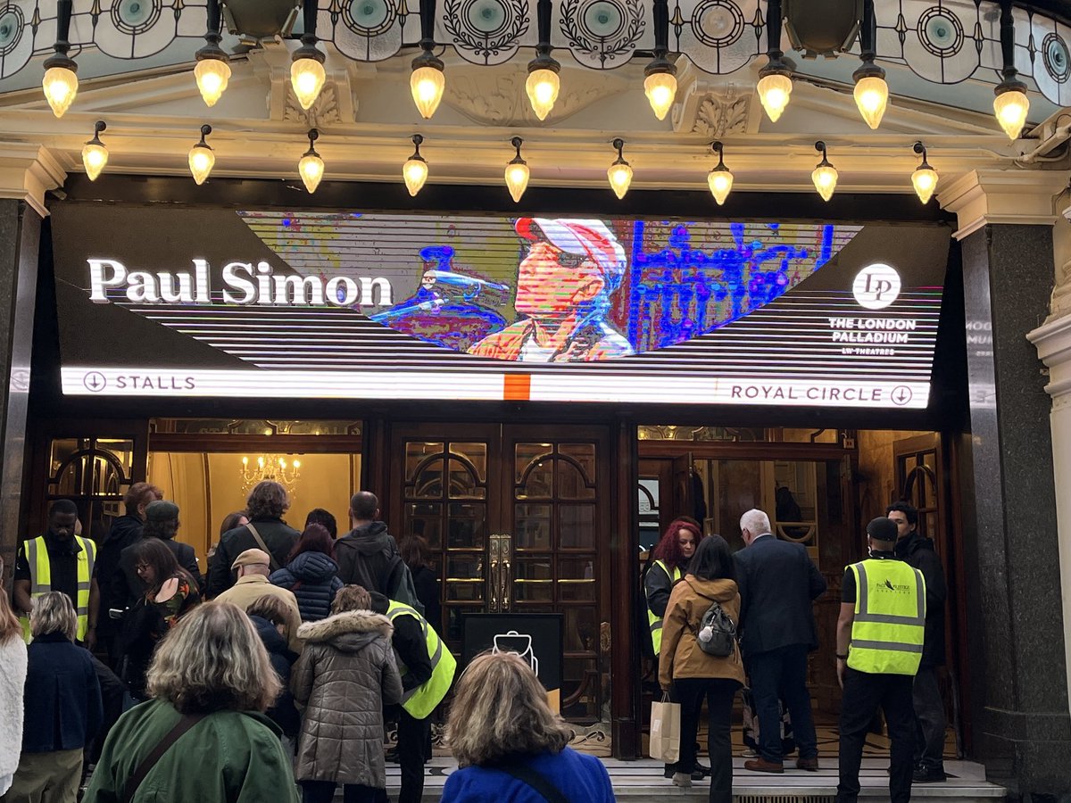 DaveFilmBlog's tweet photo. This evening’s entertainment https://t.co/vqUAgKjhel