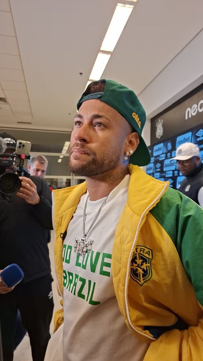 alfinetadosdia's tweet photo. 🚨ATENÇÃO! Neymar acompanhará a convocação da seleção brasileira de sua casa, junto com familiares e amigos do atleta. https://t.co/kgR536D9wW