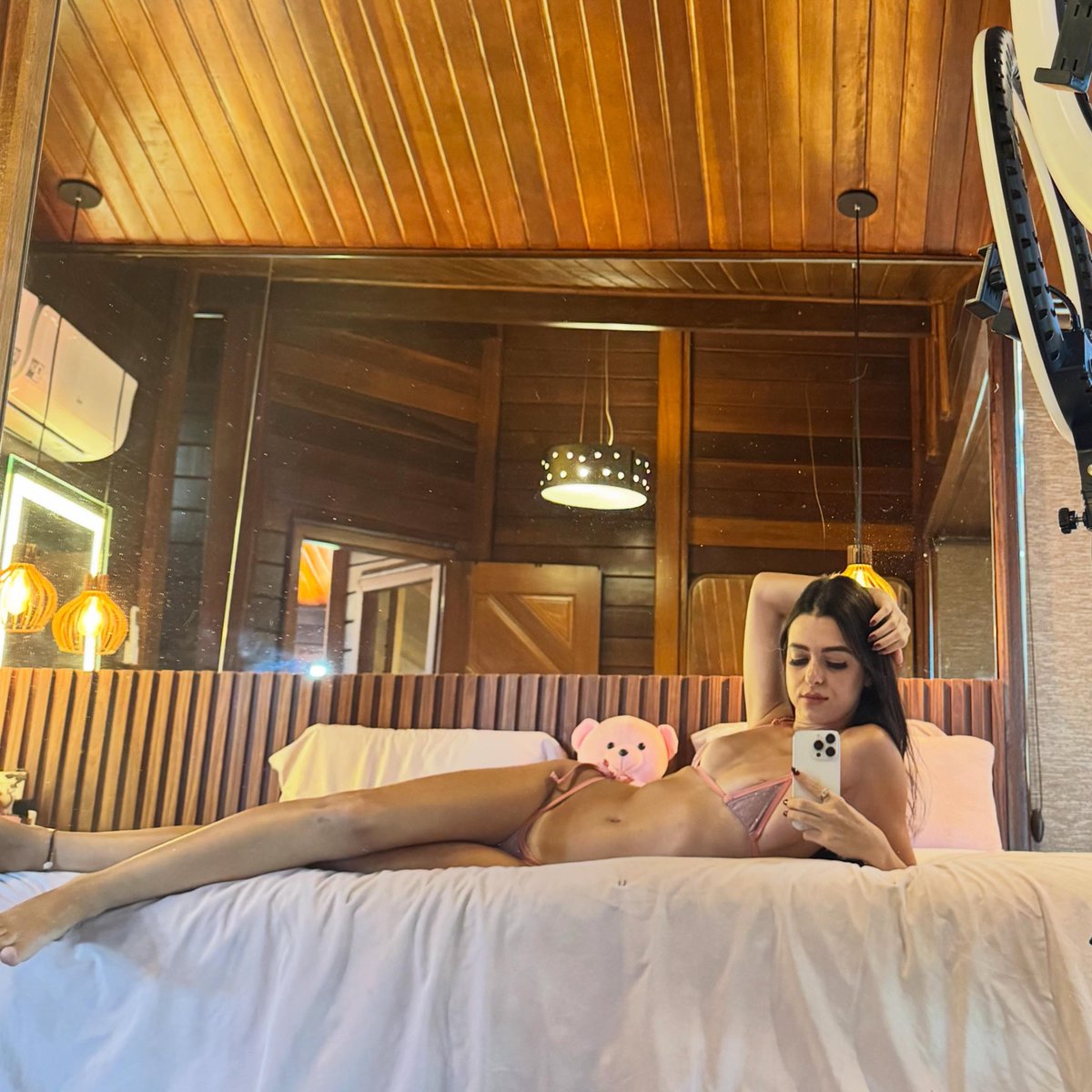Camilrss's tweet photo. https://t.co/ICebRjMk7c come on 🔥🫦 https://t.co/edKhiMMnqA