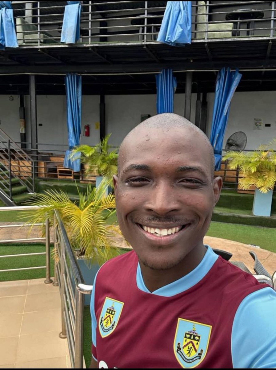 iamemperor__'s tweet photo. COME ON BURNLEY !!!💪🏽
COME ON BURNLEY !!!💪🏽
COME ON BURNLEY !!!💪🏽 https://t.co/nU3VDonyU3
