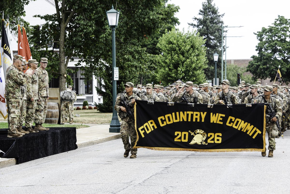 WestPoint_USMA's tweet photo. From R-Day to Grad Week, the Class of 2026 has spent their time at West Point learning, leading and preparing to serve.

Take a look back at a few moments that defined their path to the Long Gray Line.

#WestPoint #USMA2026 #ForCountryWeCommit https://t.co/AM1CFanlNo