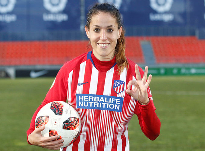 LasColchoneras's tweet photo. Hoy cumple años @Olga9Garcia

Jugó 50 partidos entre 2018 y 2020, ganando una Liga. 

¡¡Felicidades!! https://t.co/zgtf8WcTqG