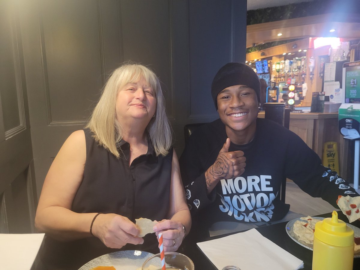 snarka's tweet photo. Took jaiden out for a celebration meal for signing his first pro contract with @WBA https://t.co/5jOUs7T7rQ