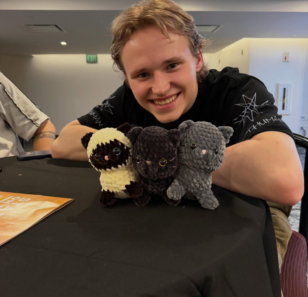 TheIliaSociety's tweet photo. Ilia Malinin in a newly shared photo at the Meet &amp; Greet of the 2026 Stars on Ice – U.S. show in San Jose, California yesterday.

📸 christinacarreira https://t.co/PEVzFqgaih