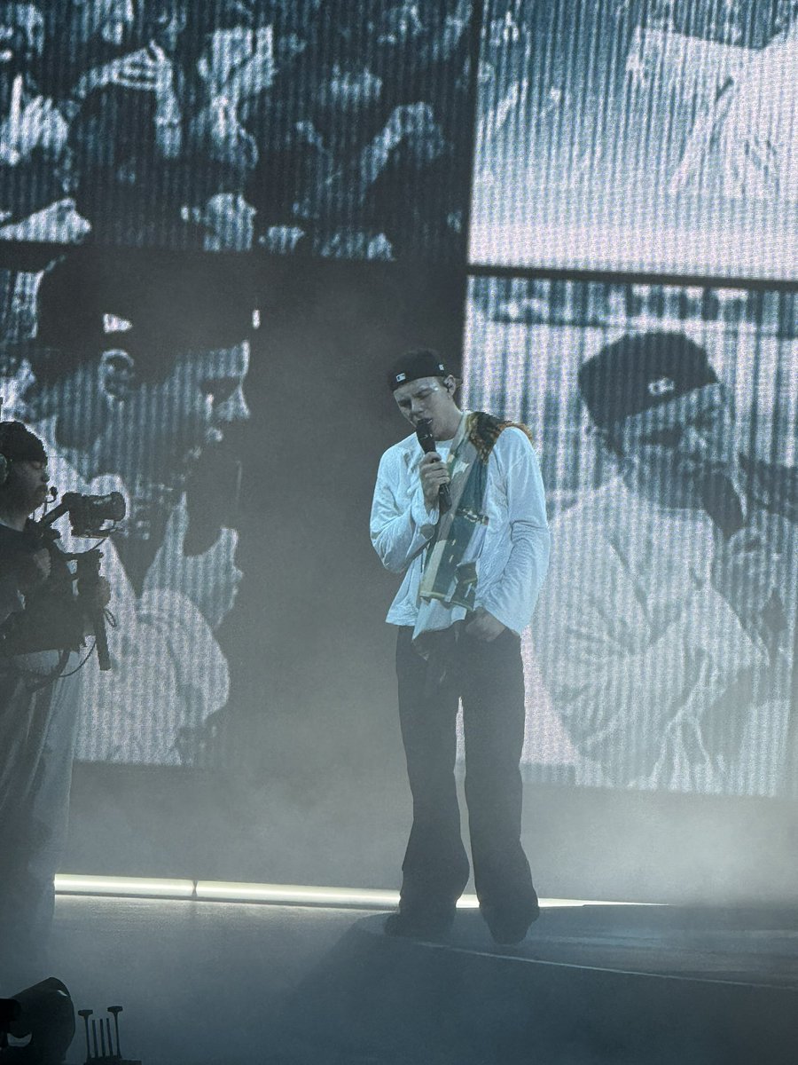 AnthonyVD11's tweet photo. @RileyTaugor saw this live was amazing ❤️ https://t.co/i8gNg62snE