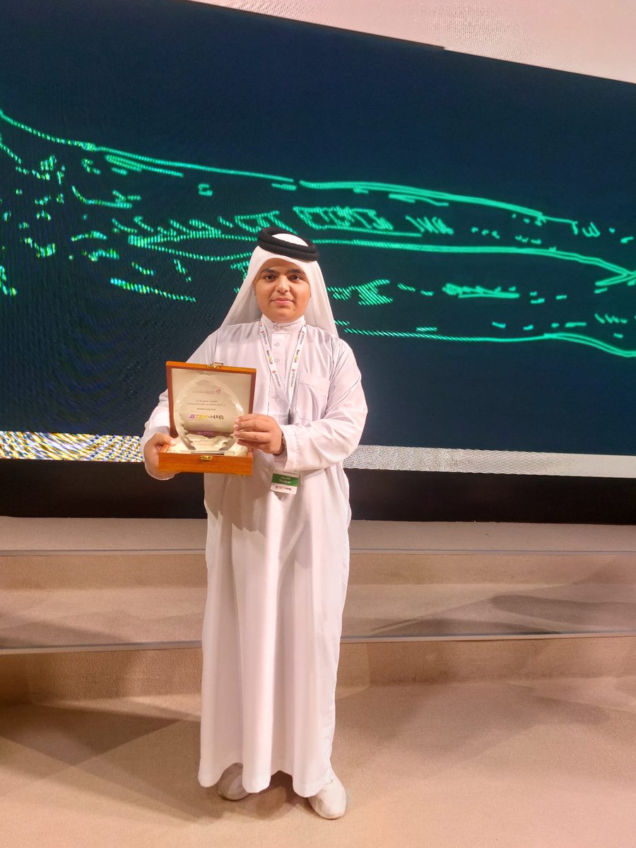 theishschool's tweet photo. بحمد الله وتوفيقه، حققت مدرسة الإمام الشافعي الإعدادية للبنين إنجازًا مميزًا بحصولها على المركز الأول في العرض والتقديم ضمن منافسات الأولمبياد الوطني للإبداع في العلوم والتكنولوجيا والهندسة والرياضيات STEMATHON. 🏆✨
ن🌟👏 #الإمام_الشافعي #STEMATHON https://t.co/wCXb1wKFKQ