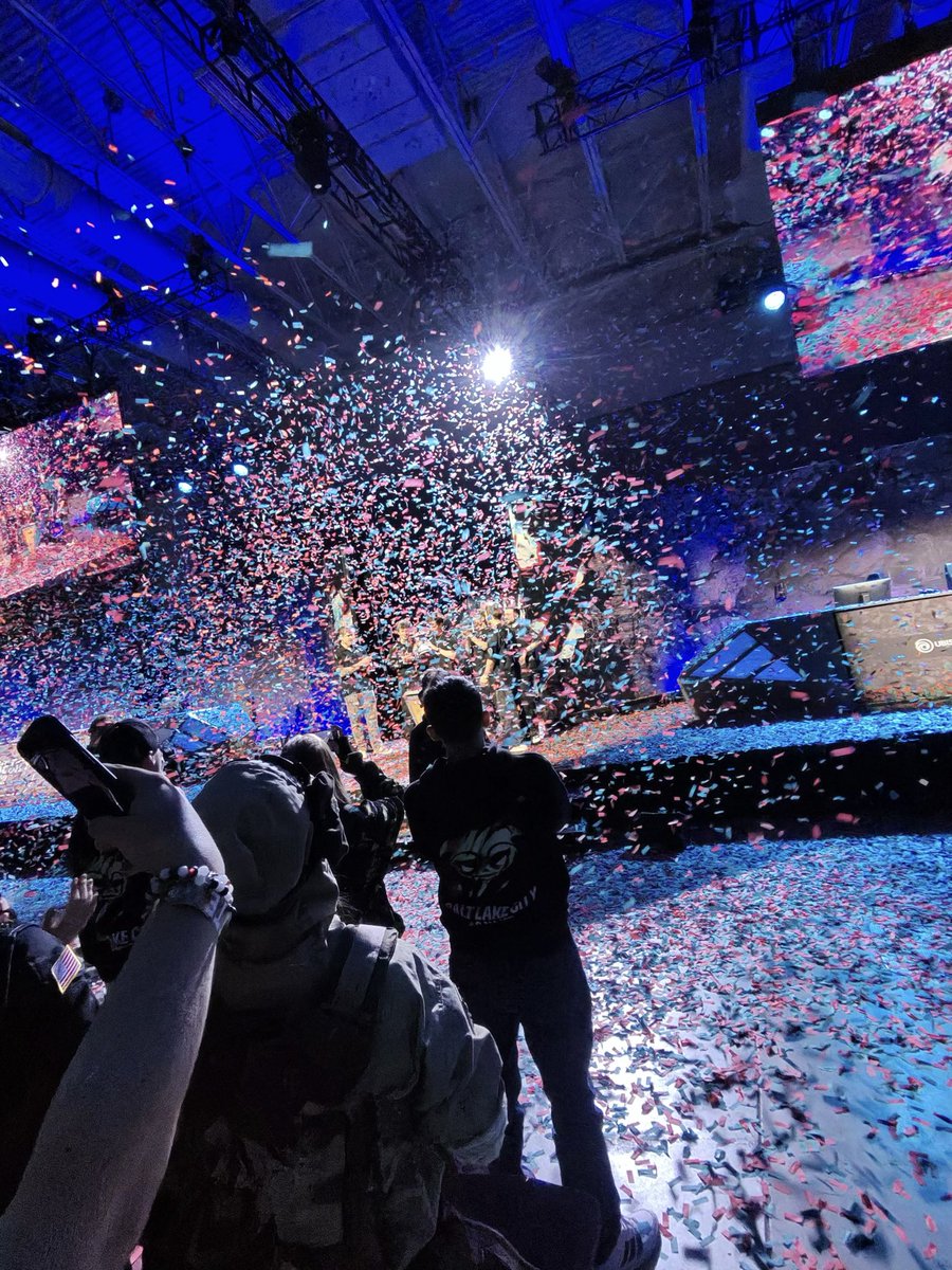 Soldi2525's tweet photo. Crazy time in SLC and was Pleasantly surprised by the entire event/city. On to the next. https://t.co/ndwGjyHVN7