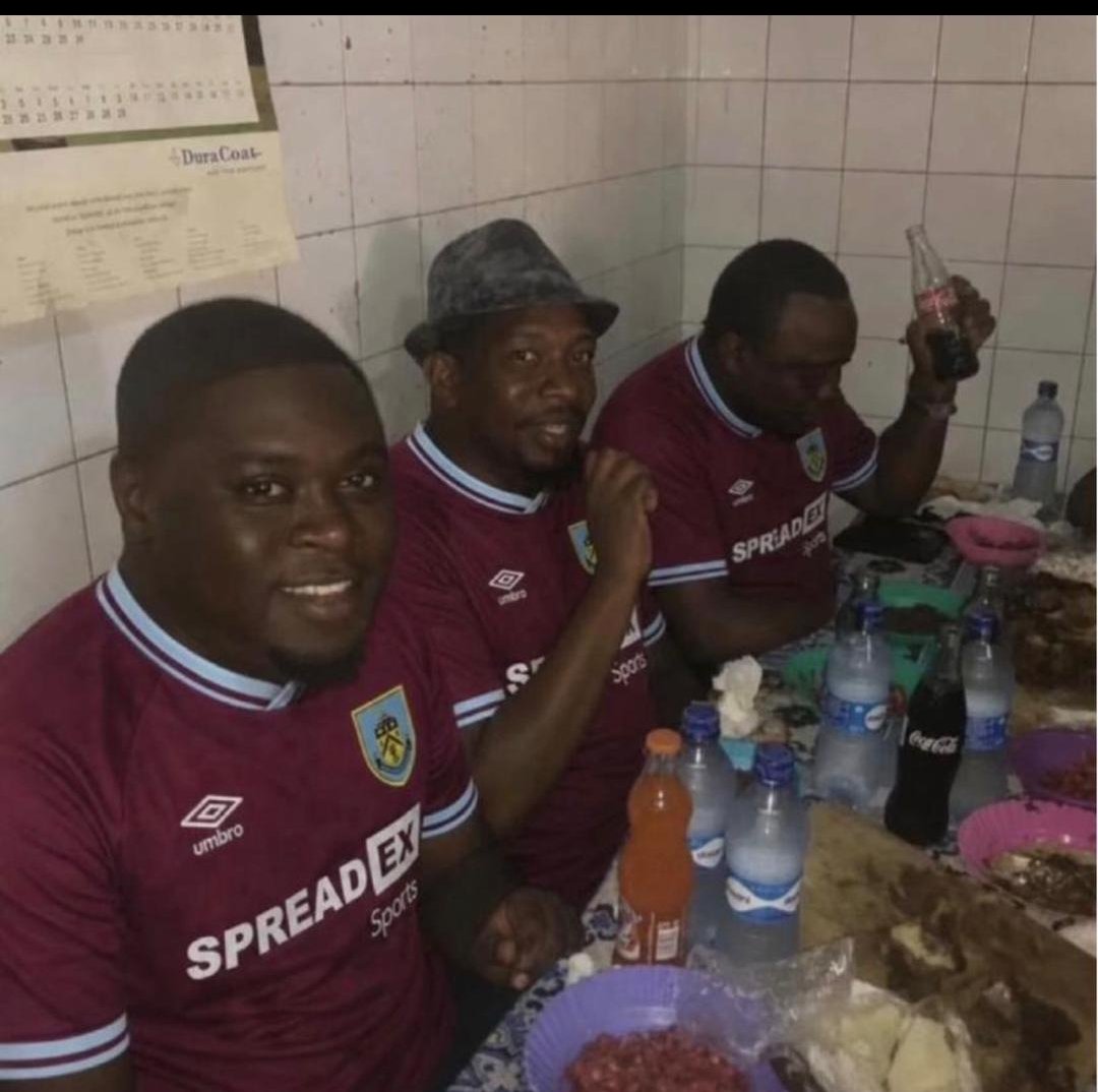 iamemperor__'s tweet photo. Me and my guys celebrating Arsenal downfall later tonight 💀 https://t.co/nvFRBO9KgY