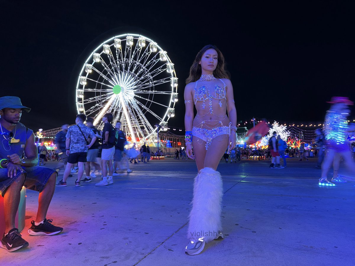 violishh's tweet photo. edc day 2 fit https://t.co/GD2Ky9UW7d