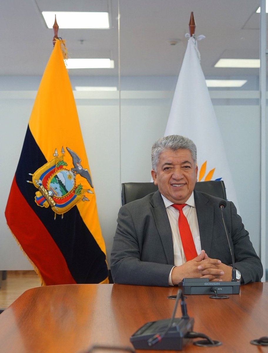 Comisión del Derecho al Trabajo y Seguridad Social tweet media