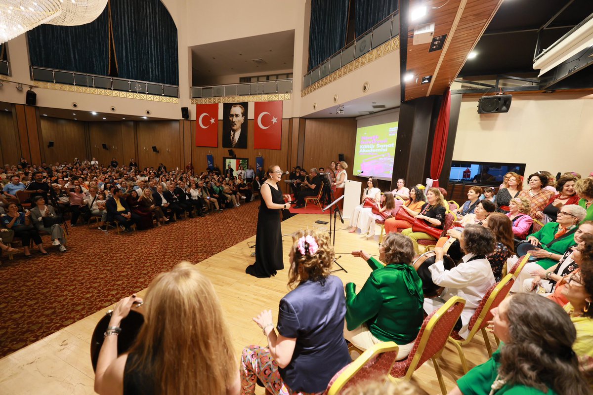 AliDemircali's tweet photo. Kültür ve sanatın birleştirici gücünü yaşatan Yüreğir Belediyesi Kültür Sanat Akademisi Ritim Atölyesi programına, kıymetli eşim Fidelya Demirçalı ile birlikte katıldık.

“Biz de genç olduk, hatıralar” temasıyla geçmişin güzel ezgilerini yeniden hep birlikte hissettiğimiz bu anlamlı gecede emeği geçen herkese teşekkür ediyorum.