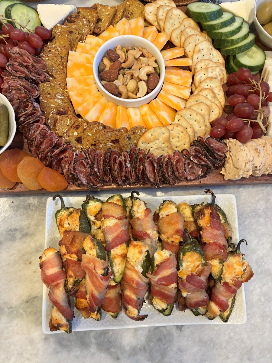 spicycatqueen's tweet photo. I can cook btw 🥰 https://t.co/gezhD3Yjg9