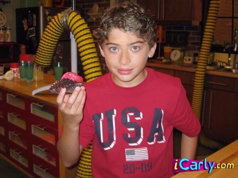 Childhood Source tweet media