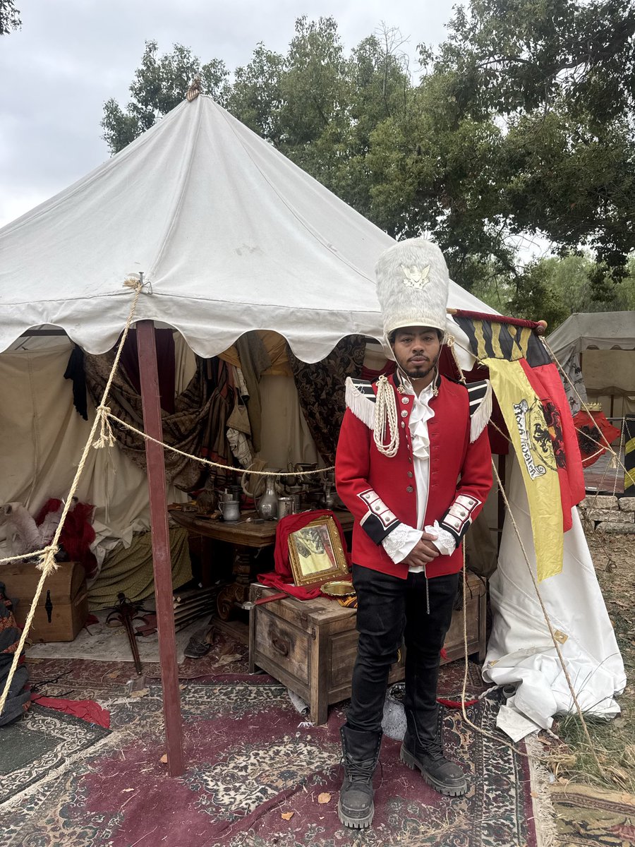 OOGIEMANE's tweet photo. 💂‍♂️ https://t.co/ciLkb59is0
