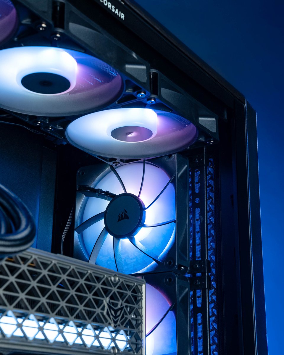 CORSAIR tweet media