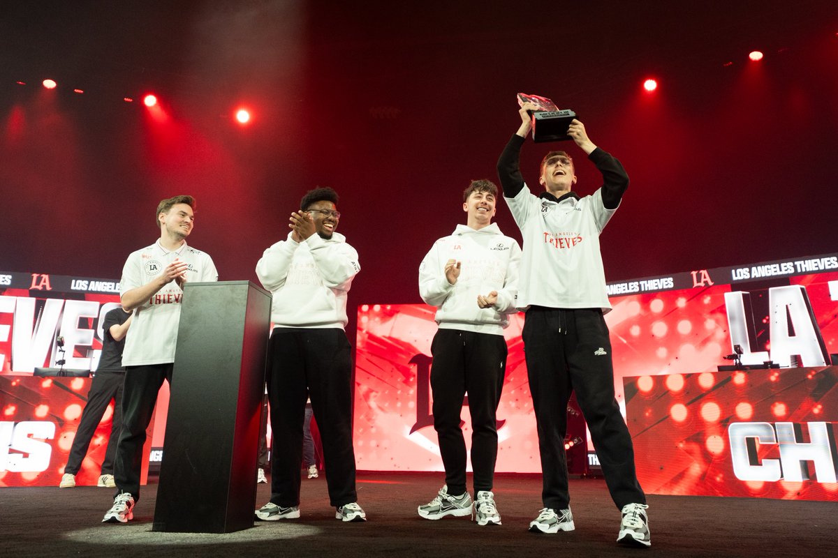 100 Thieves tweet media