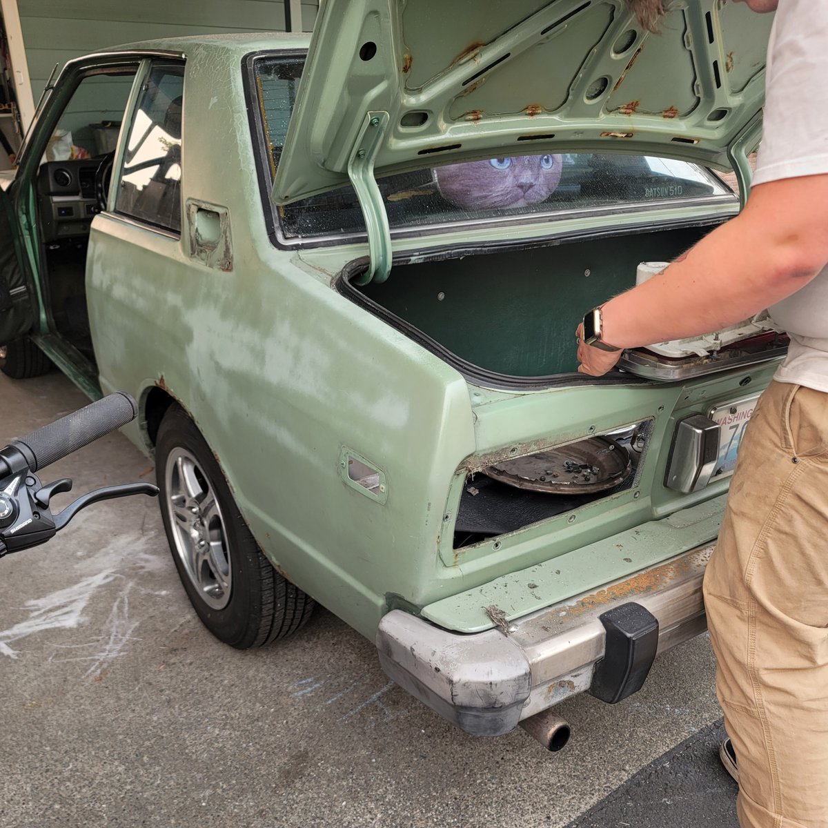 RefinishWay's tweet photo. We offer full body repair and paint with packages to fit your project and budget.  If you have a dream restoration in mind, we would love to help you make it reality.  #QueenAnneAutoBody #NarrowWayRefinish #NWBedliners #FullAutoPaintService #AutoBodyRepair https://t.co/HHS5k11LXQ