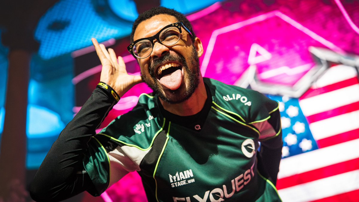 guysimonreal's tweet photo. 📸 Mes photos du #RedbullKnockOut sont là ! 

Merci à @2XKOFR pour cette belle occasion  et à tout ceux que j'ai recroisé/rencontré pour cette petite aventure🫶

RT + Fav si vous voulez donnez de la force à un jeune artiste 👀 https://t.co/xDDQn4Yndr
