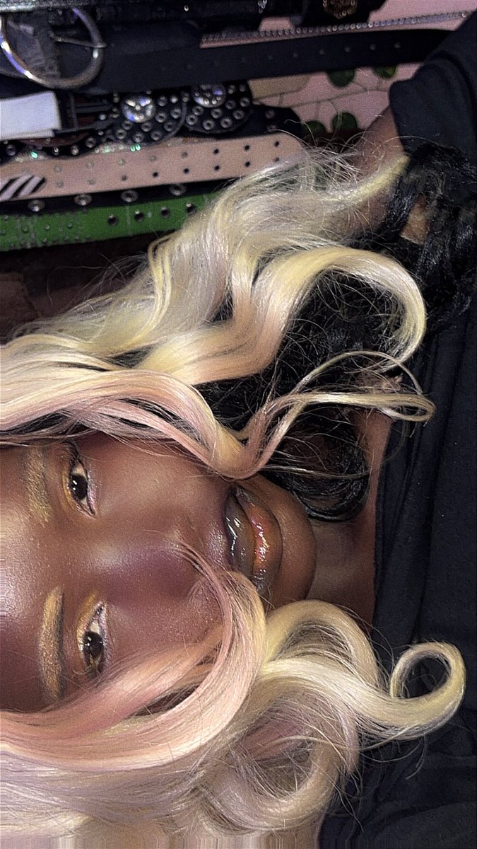 Esther Archvs (@19thyearesther) / Posts / X