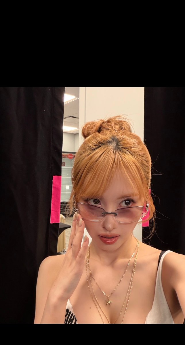 7zFTX2b5CaY7AqT's tweet photo. TWICE！ツウィちゃん！より！モモちゃん！も！大好きです！ https://t.co/r1VZAWl7MY