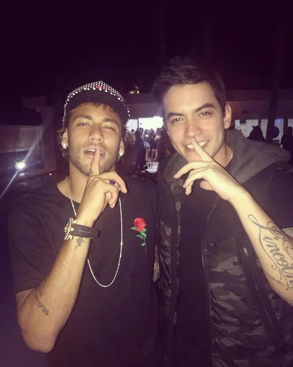victor tweet media