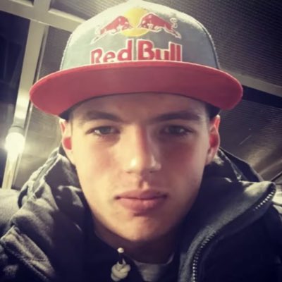Slurstappens's tweet photo. #NewProfilePic Hi guys https://t.co/ibbQzhQaPi