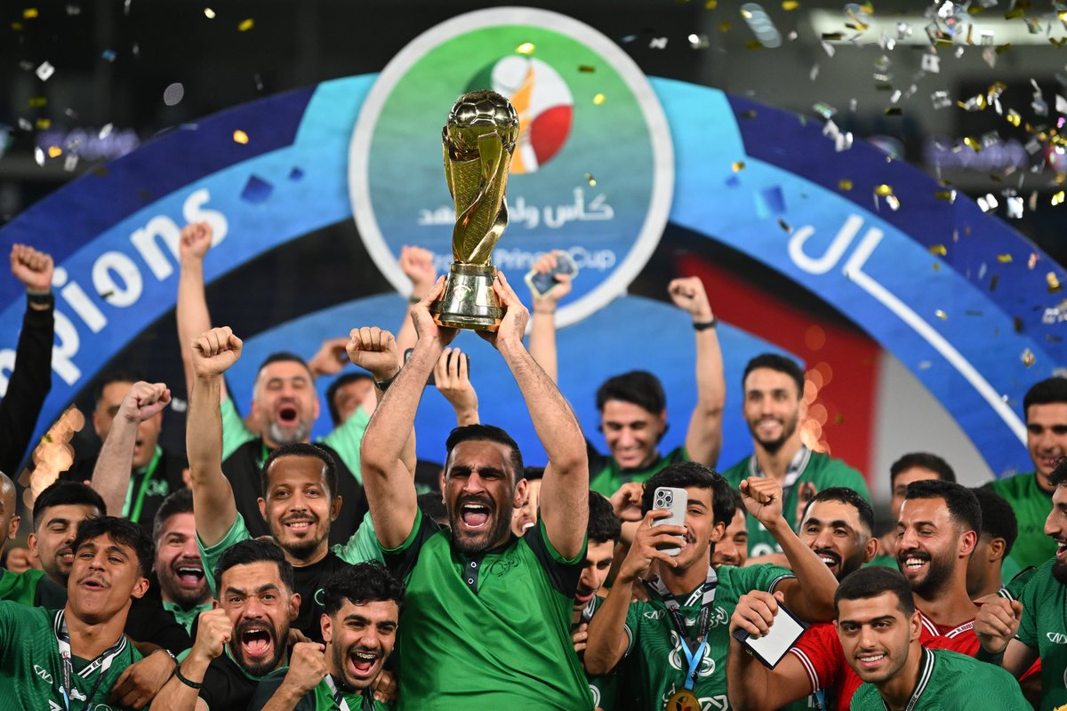 KuwaitFA's tweet photo. 🏆 العربي بطلاً لكأس سمو ولي العهد حفظه الله  
للموسم الرياضي 2025-2026 💚

ويحقق اللقب للمرة العاشرة في تاريخه بعد ليلة كروية جماهيرية مميزة 🇰🇼

#العربي_الكويت #كأس_ولي_العهد https://t.co/3Rjwjy2EYz