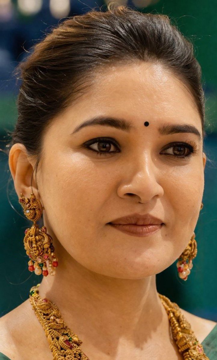 KollyHeart tweet media
