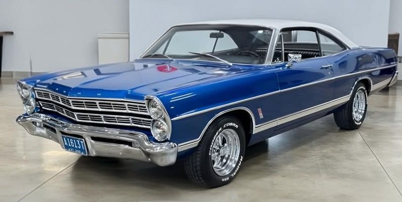 1967 Ford Galaxie 500 🏆 Iconic late‑'60s cruiser with V8 grunt