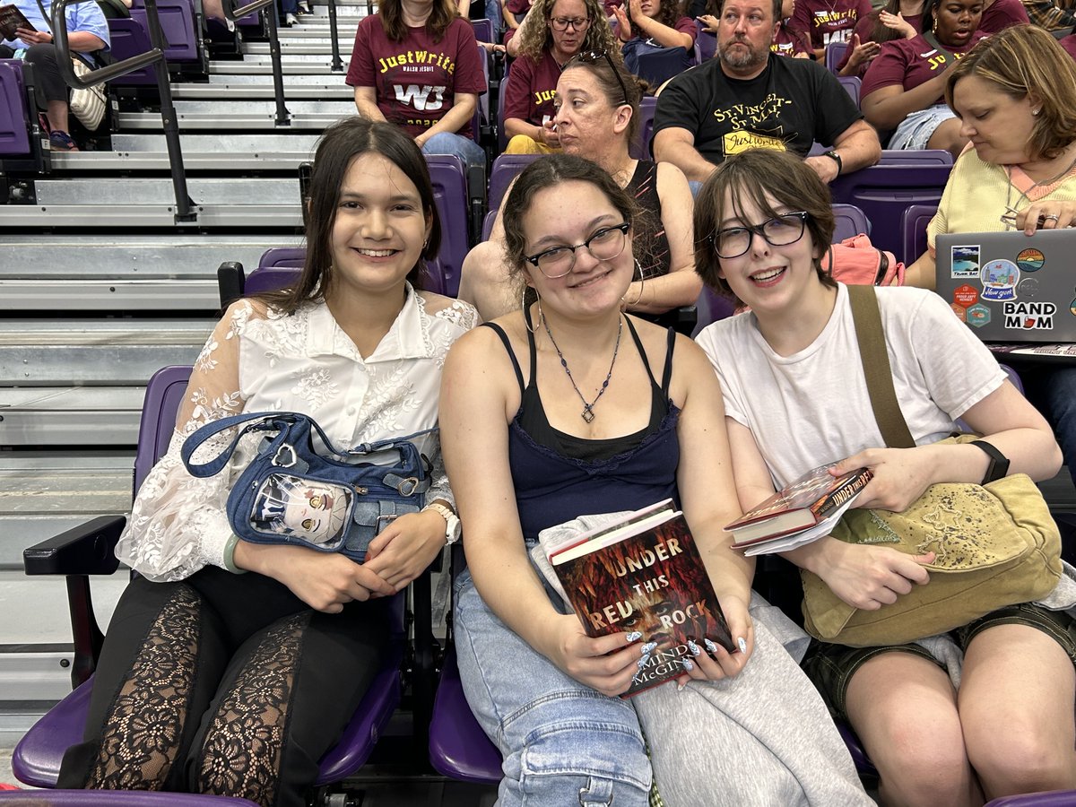 Teach451's tweet photo. Congratulations to the OFHS Writing Team members who  participated in the Just Write State Tournament today! #ofhs #ofhsbulldogs #bulldogswrite https://t.co/JSoLfIOZGb