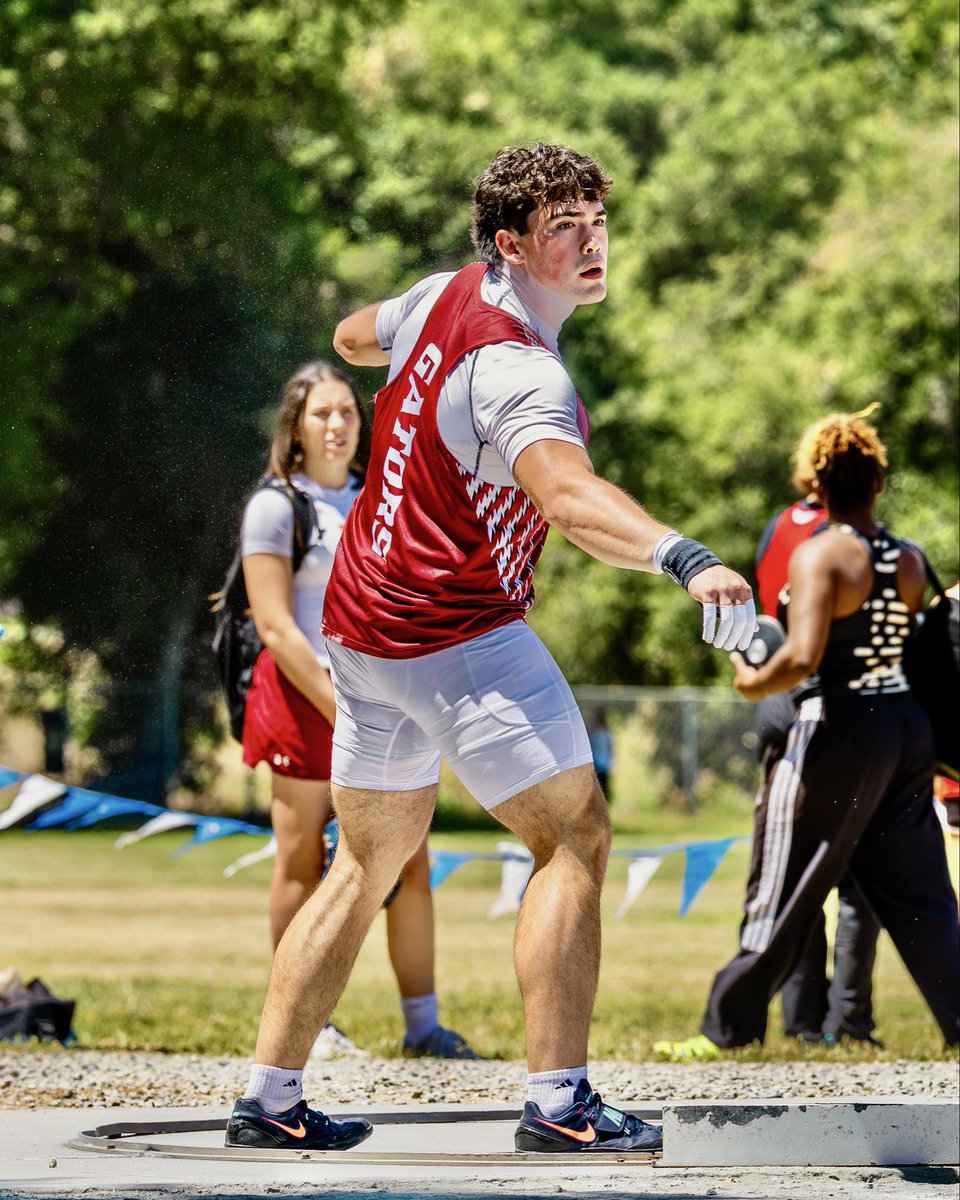 MaxMorelle's tweet photo. 63’2” at CCS Trials - Ready for CCS finals for both shot and disc this Saturday. 😤‼️🚀🐊 @SHPAthletics https://t.co/QJQK3I1qG3