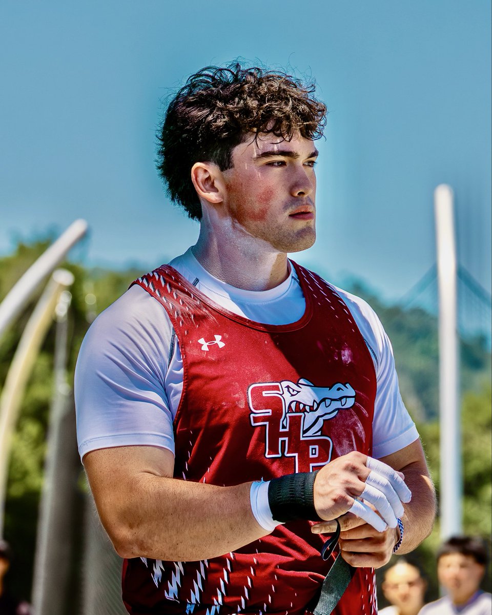 MaxMorelle's tweet photo. 63’2” at CCS Trials - Ready for CCS finals for both shot and disc this Saturday. 😤‼️🚀🐊 @SHPAthletics https://t.co/QJQK3I1qG3
