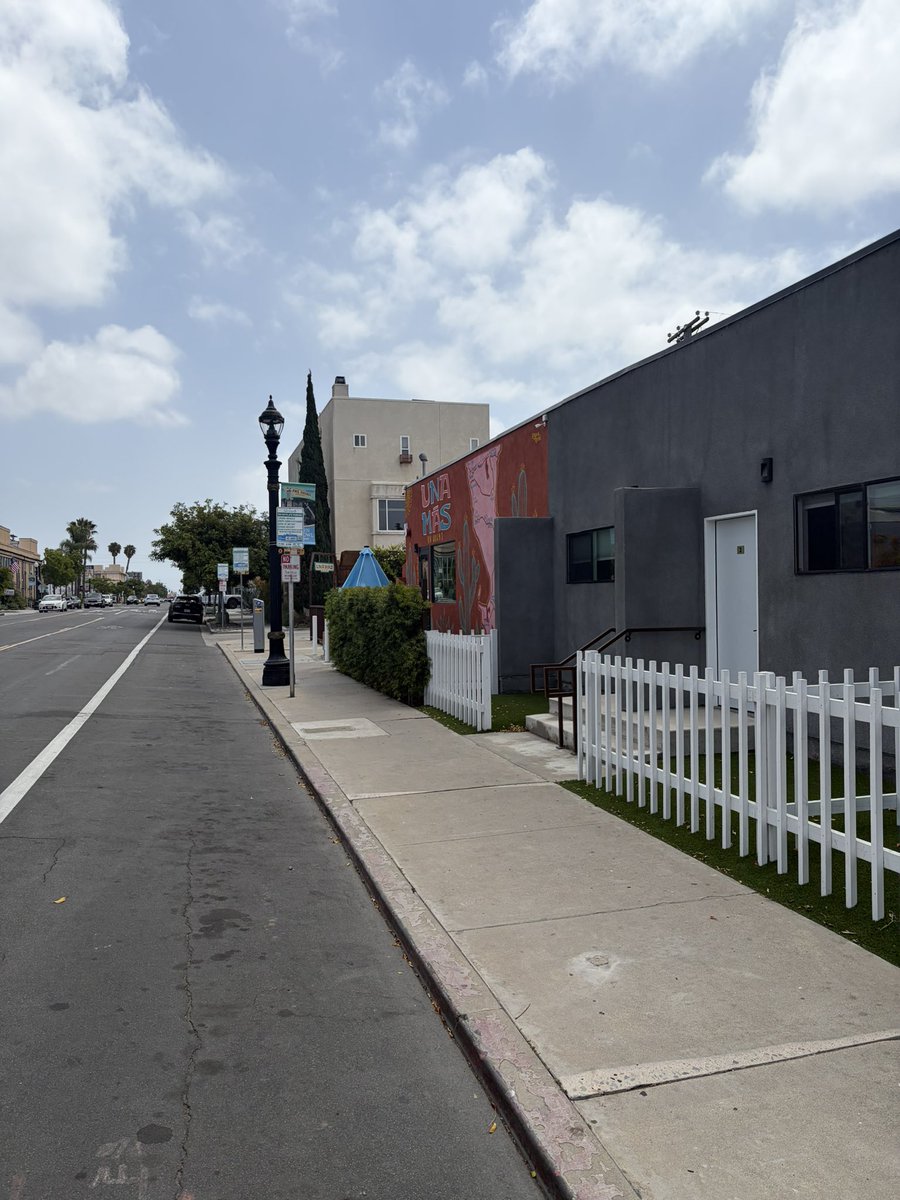 mexicoted's tweet photo. Thanks @CityofSanDiego and @MayorToddGloria for driving away business with your new parking meters. Adams Ave is a ghost town. Bad for business. https://t.co/AOpb9JTqyM
