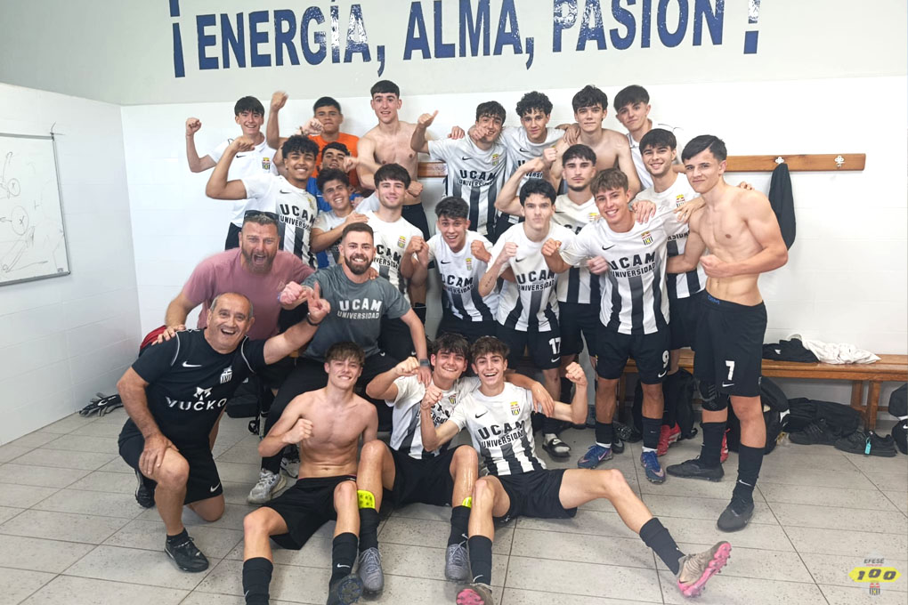 CartagenaEfese's tweet photo. CANTERA | Victoria vital del #LigaNacional del #Efese 🤩
🆚 @CartagenaEfese 1-0 @AtleticoTorreno
⚽️ Frutos
🖤 Patrocinado por Hipocampo Suministros 🤍
#EnCartagenaHayCantera https://t.co/HNRfKflloF