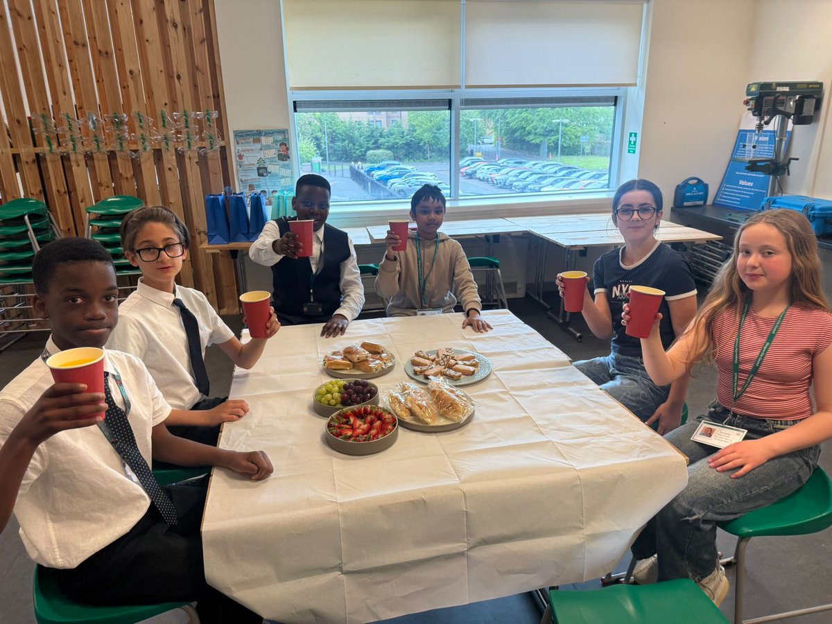 StBernardsPS's tweet photo. Our World of Work Week finished last week with our annual P7 Work Experience Day! This is always a great day in which pupils and staff alike look forward to. P7 learned about the skills and qualities needed to work in a school and nursery within differing roles @DYWGlasgow https://t.co/dxff9RefJQ