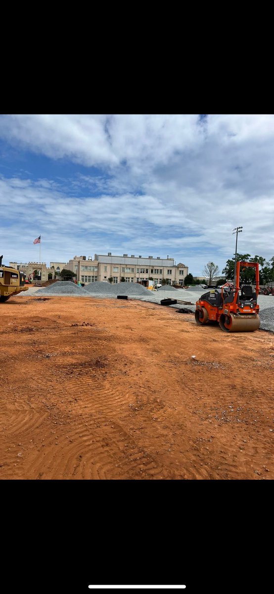 CoachTierce's tweet photo. @CoachGeorgia_ GMC Prep’s Davenport Field is getting a huge renovation. Turf, Jumbotron, and LED lights this year, and even more upgrades on the way soon. https://t.co/Yc0p1IGSQA