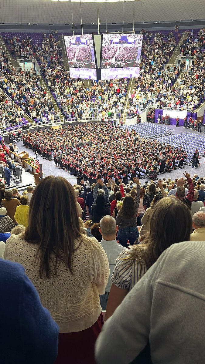 TH_girthquake69's tweet photo. No spawncamping better than the little sisters graduation #expand https://t.co/TLR1xOxUpY
