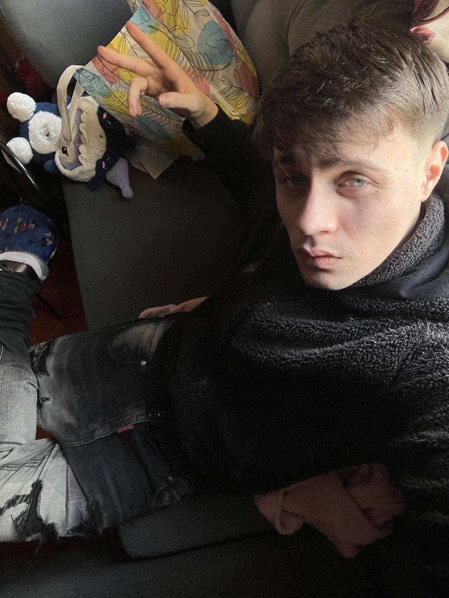 iCyboyW's tweet photo. ✌️ https://t.co/Vv0uigXxGa