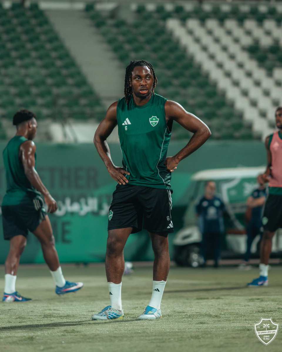 ALAHLI_FC's tweet photo. 💪📷 

#الأهلي_الخليج | #دوري_روشن_السعودي https://t.co/aW9Vb5YEsx