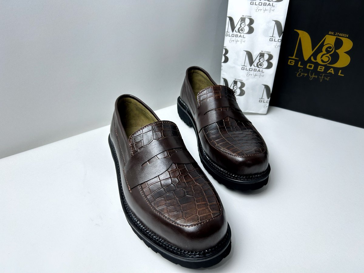 Muize | 👞🤝 tweet media